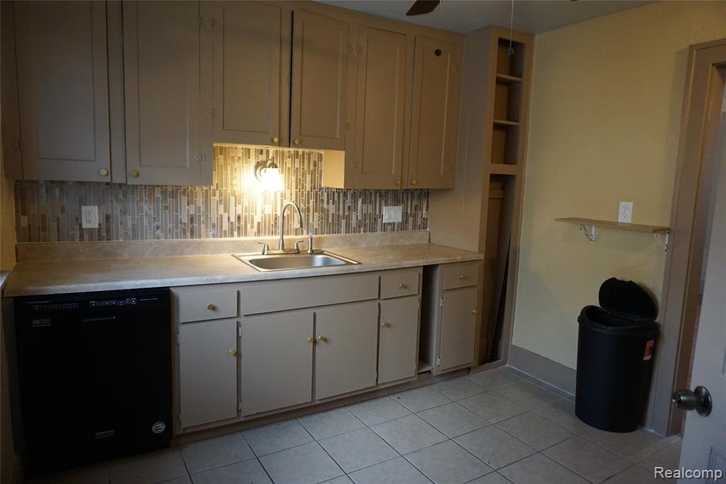 1713 Austin Avenue, Lincoln Park, MI 48146 — Photo 8
