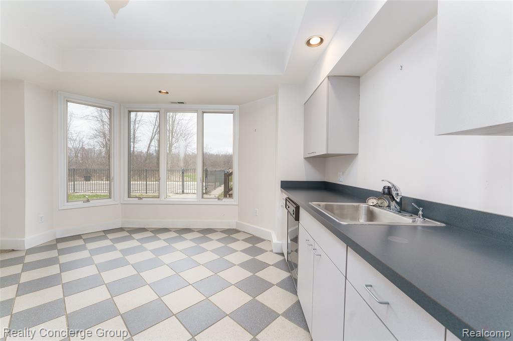 6400 Sober Road, Fowlerville, MI 48836 — Photo 44