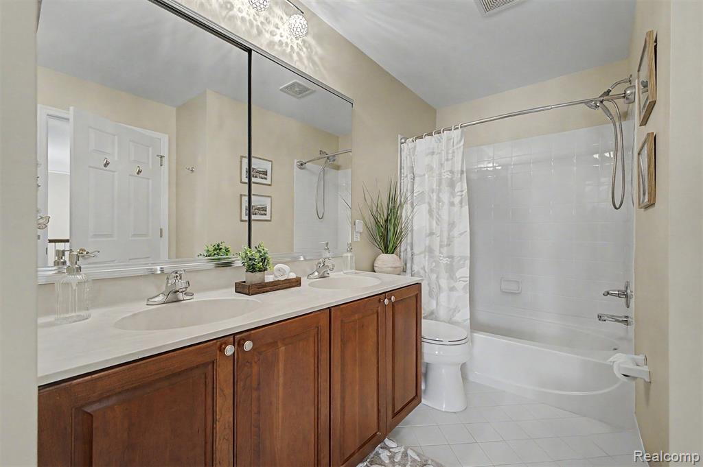 44617 Broadmoor Circle N, Northville, MI 48168 — Photo 20