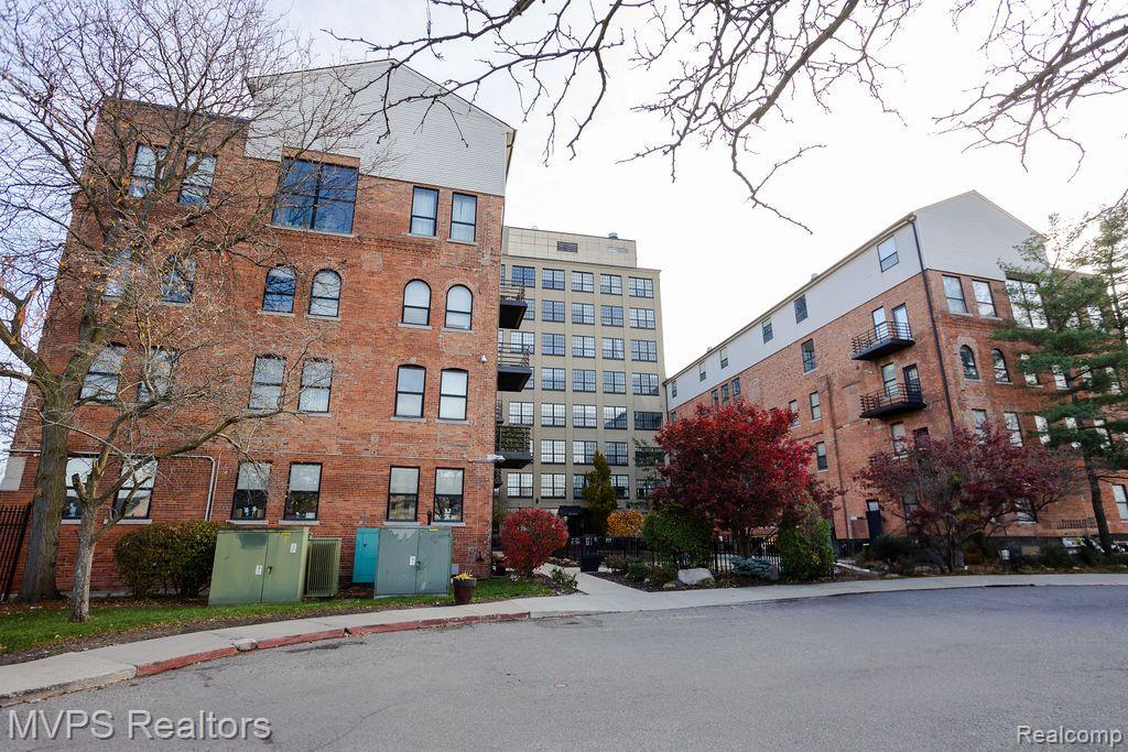 6533 E JEFFERSON Avenue, 137, Detroit, MI 48207 — Photo 23