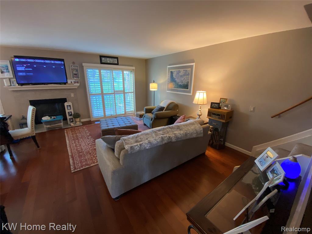 1110 Willow Grove Court, Rochester, MI 48307 — Photo 3