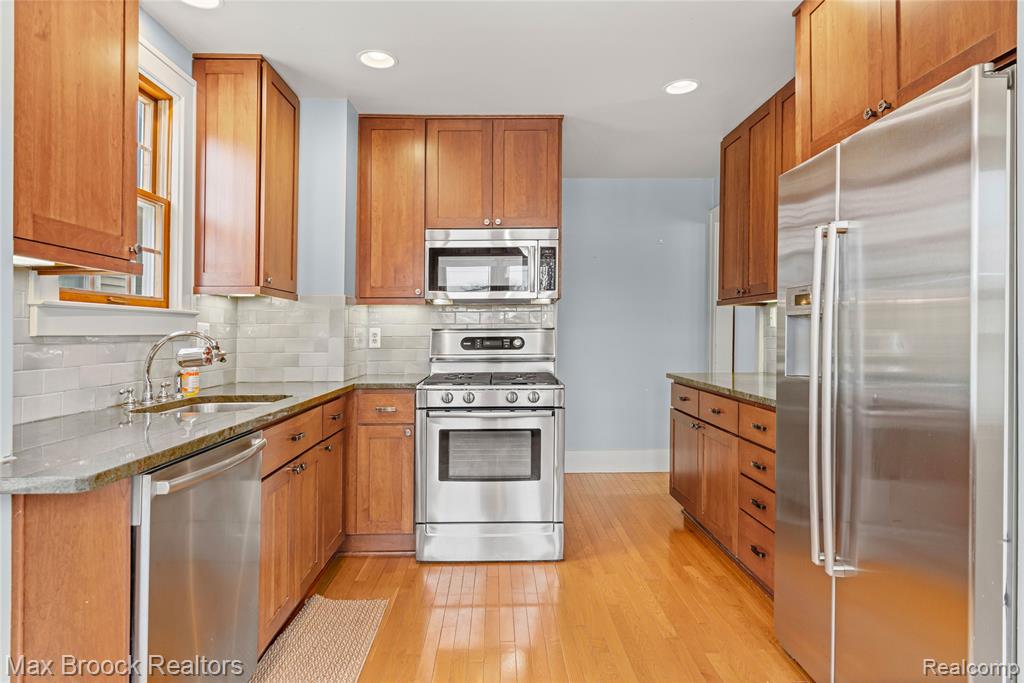 6053 Yinger Avenue, Dearborn, MI 48126 — Photo 22
