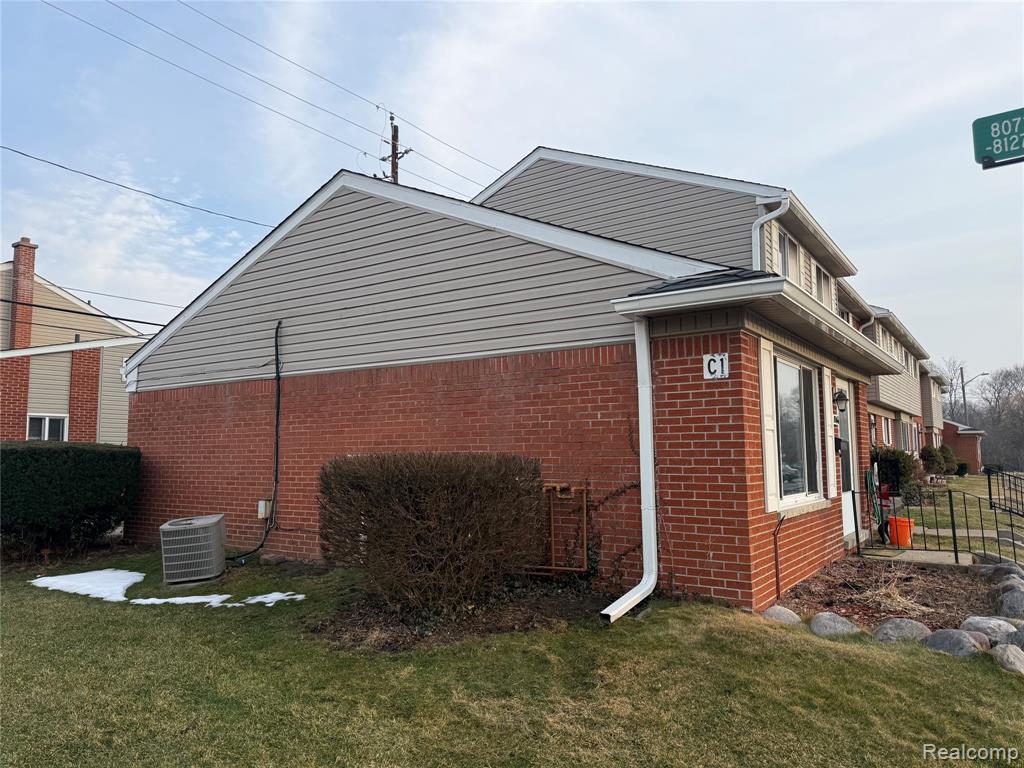 8066 Coventry Street, Westland, MI — Photo 15