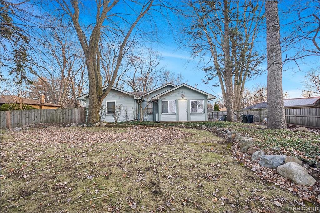 5336 Mansfield Avenue, Sterling Heights, MI 48310 — Photo 25