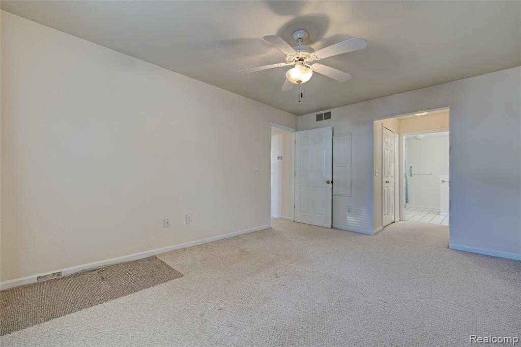 12364 Saint Andrews Way, 66, Fenton, MI 48430 — Photo 26