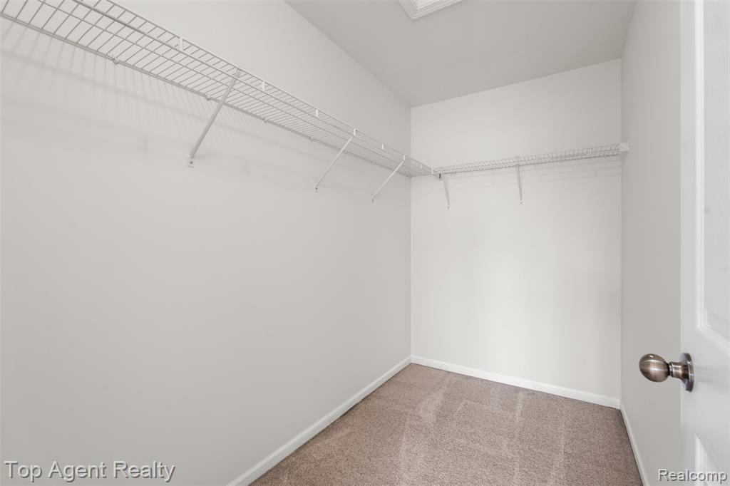 1066 Lorenzo Court, Troy, MI 48085 — Photo 29