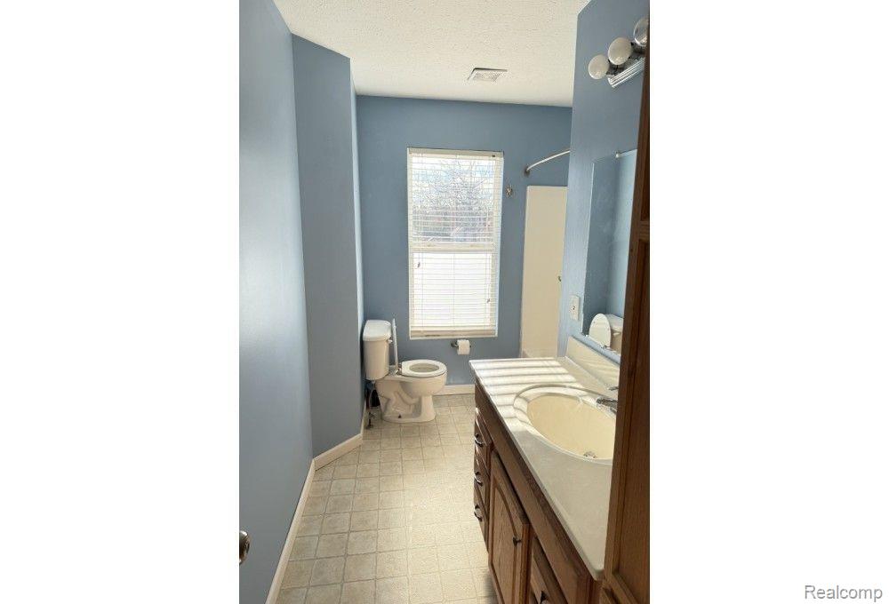 863 Boyd Avenue, Traverse City, MI 49686 — Photo 23