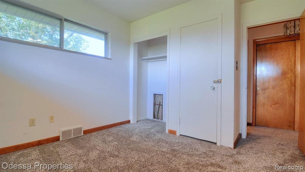 42431 MOUND Road, Sterling Heights, MI 48314 — Photo 17