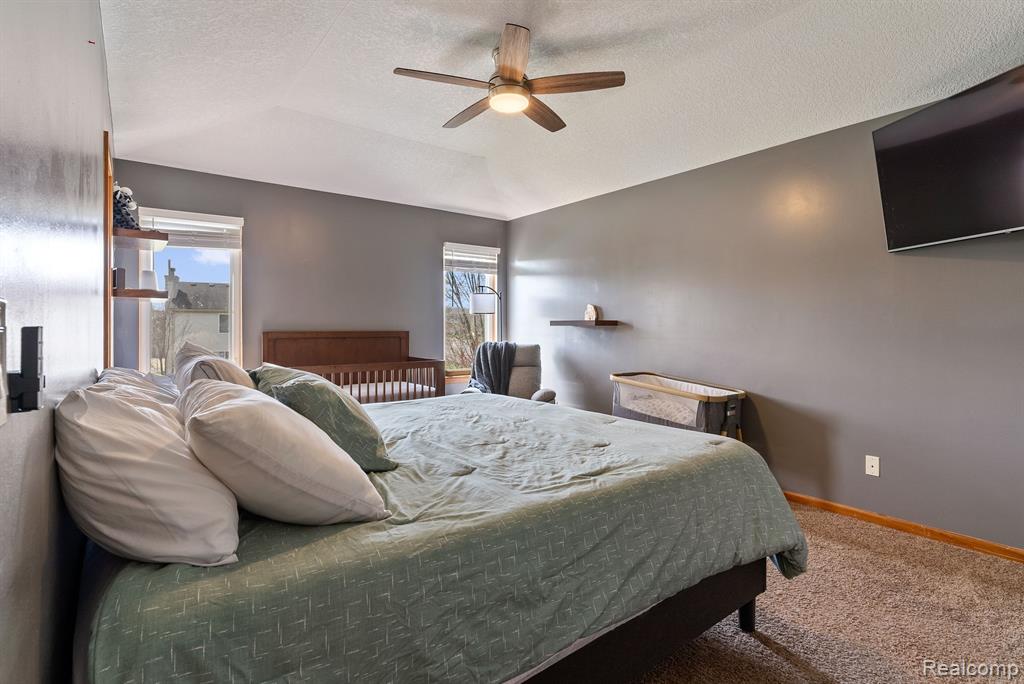 5166 CYPRESS Circle, Grand Blanc, MI 48439 — Photo 29