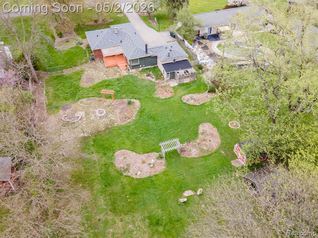 111 Blanche Drive, Troy, MI 48098 — Photo 37