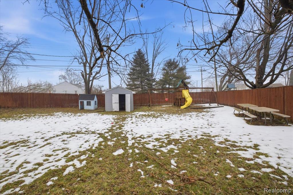 6360 Manson Drive, Waterford, MI 48329 — Photo 49