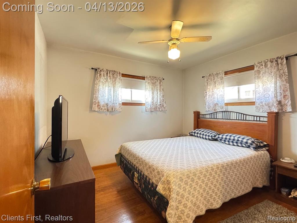 18047 Holland Avenue, Eastpointe, MI 48021 — Photo 8