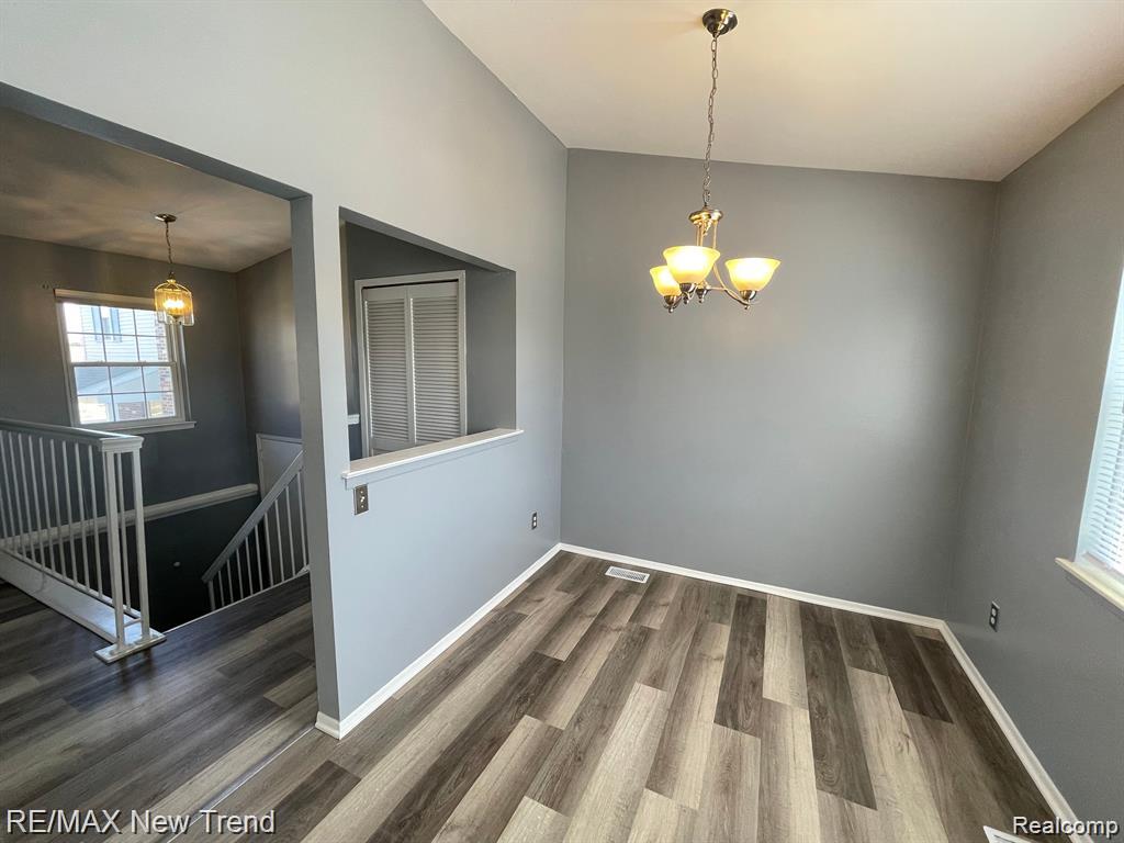 42101 ROSCOMMON Street, Northville, MI 48167 — Photo 5