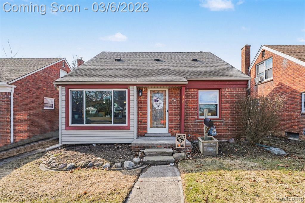 112 Brentwood Street, Inkster, MI 48141 — front exterior