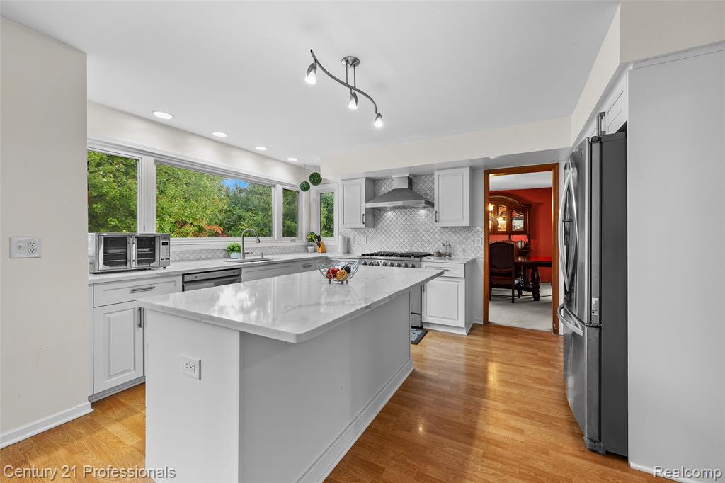 4310 Birch Run Drive, Troy, MI 48098 — Photo 13