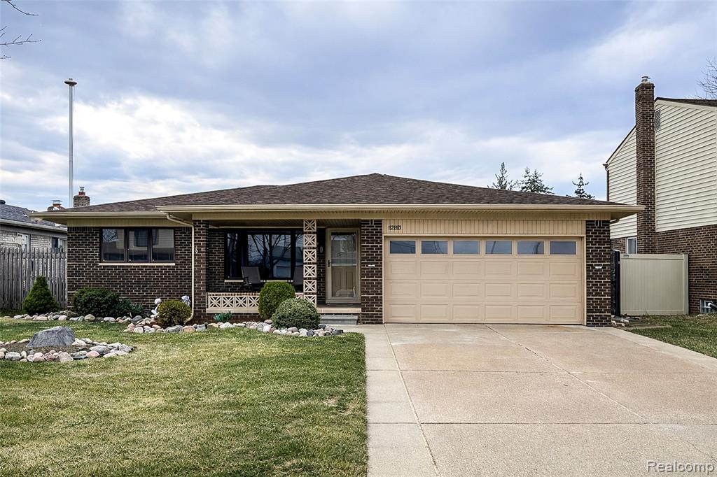 12590 Shery Lane, Southgate, MI 48195 — front exterior