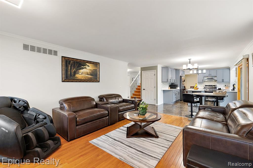 4527 Rochester Road, Troy, MI 48085 — Photo 34