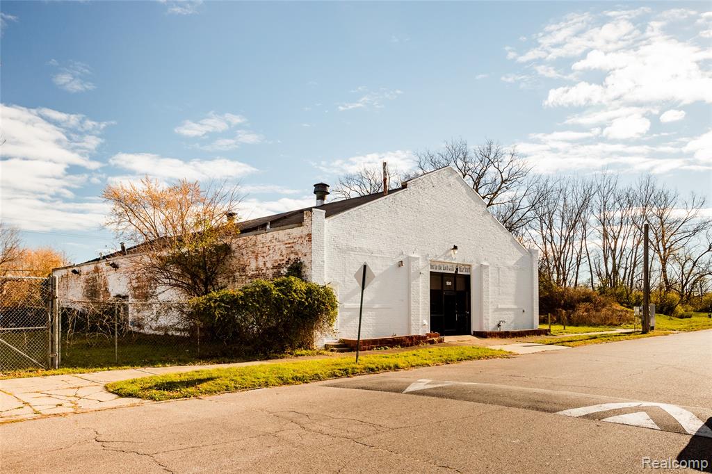 520 Bellevue Street, Detroit, MI 48207 — Photo 19
