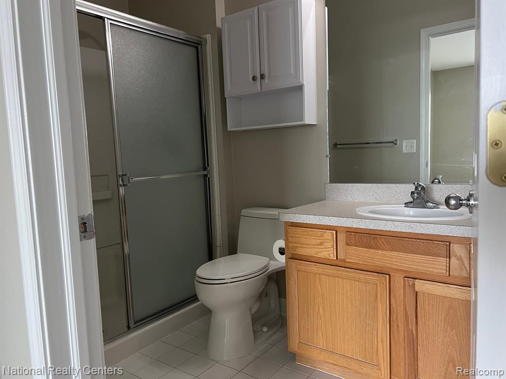 40564 BLYTHEFIELD Lane, Canton, MI 48188 — Photo 36