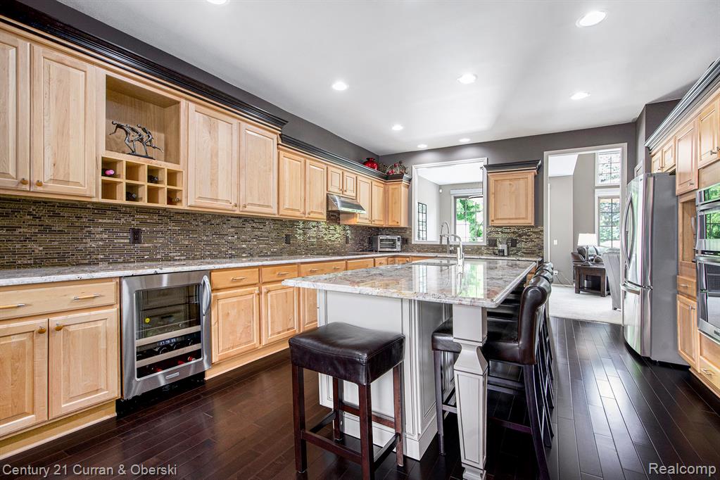 16784 Lyonhurst Circle, 93, Northville, MI 48168 — Photo 8