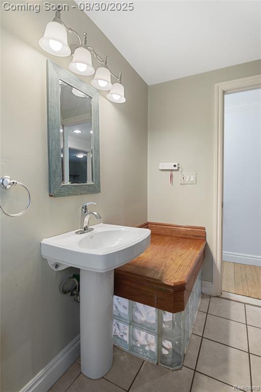 6600 Westphalia, West Bloomfield, MI 48324 — Photo 13