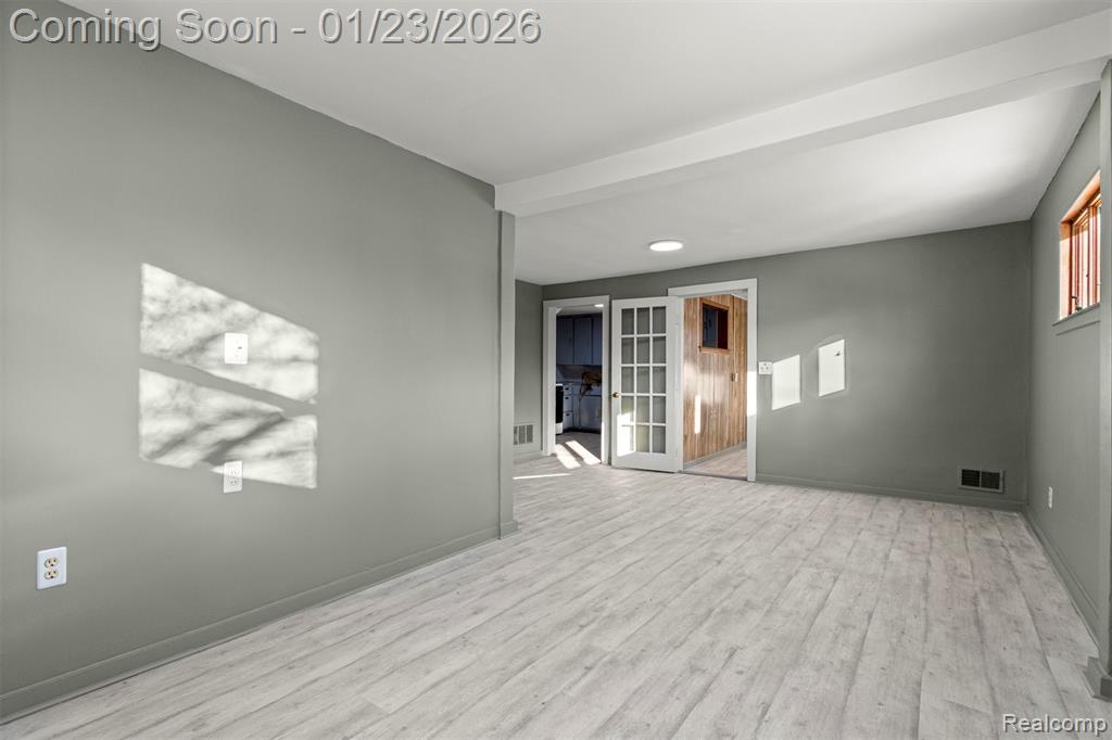 5903 N Silvery Lane, Dearborn Heights, MI 48127 — Photo 8