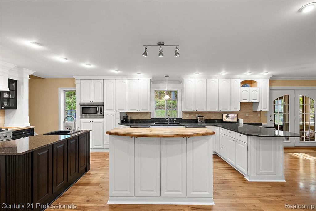 6705 College Park Drive, Clarkston, MI — Photo 46