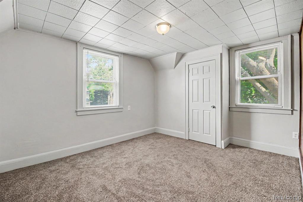680 N Perry Street, Pontiac, MI 48342 — Photo 15