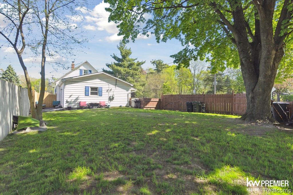 40955 Utica Road, Sterling Heights, MI 48313 — Photo 25