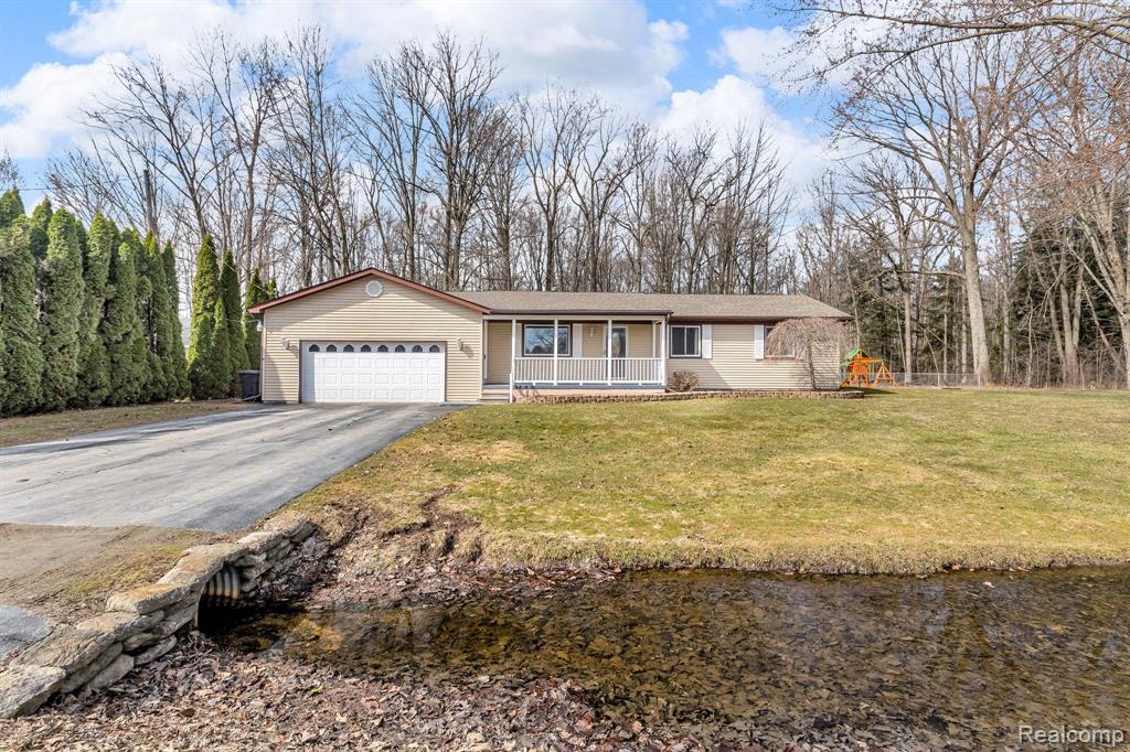 5354 SMITHS CREEK Road, Kimball, MI — Photo 2