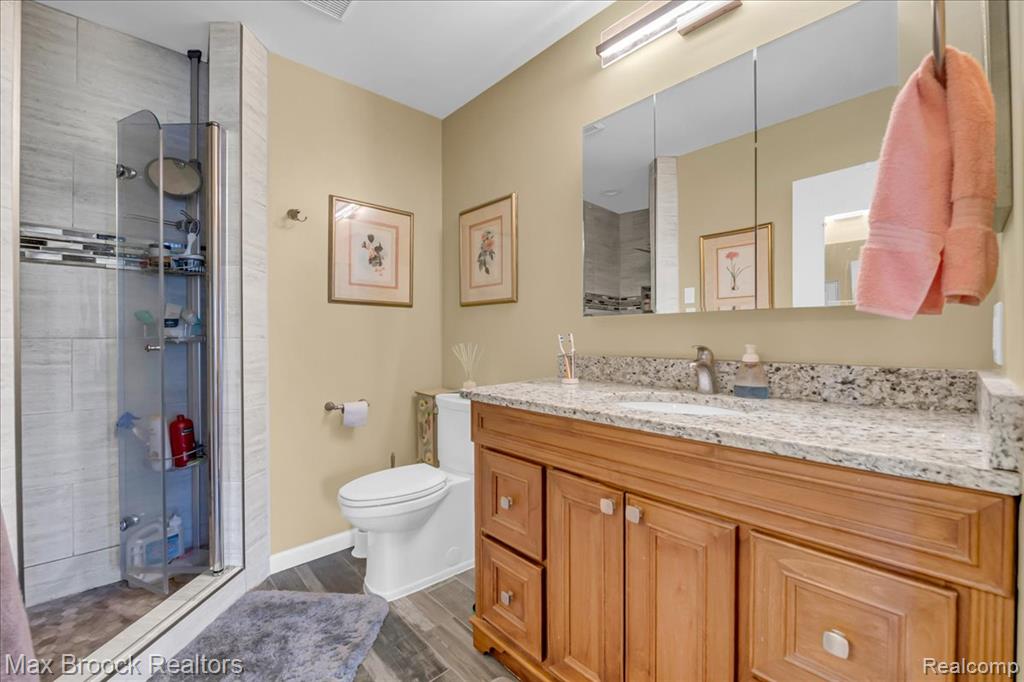 5415 Fairway Lane, West Bloomfield, MI 48323 — Photo 18