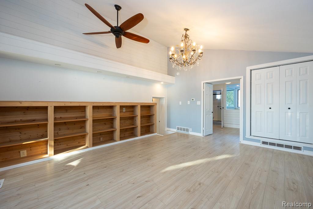 6005 Upper Straits Boulevard, West Bloomfield, MI 48324 — Photo 38