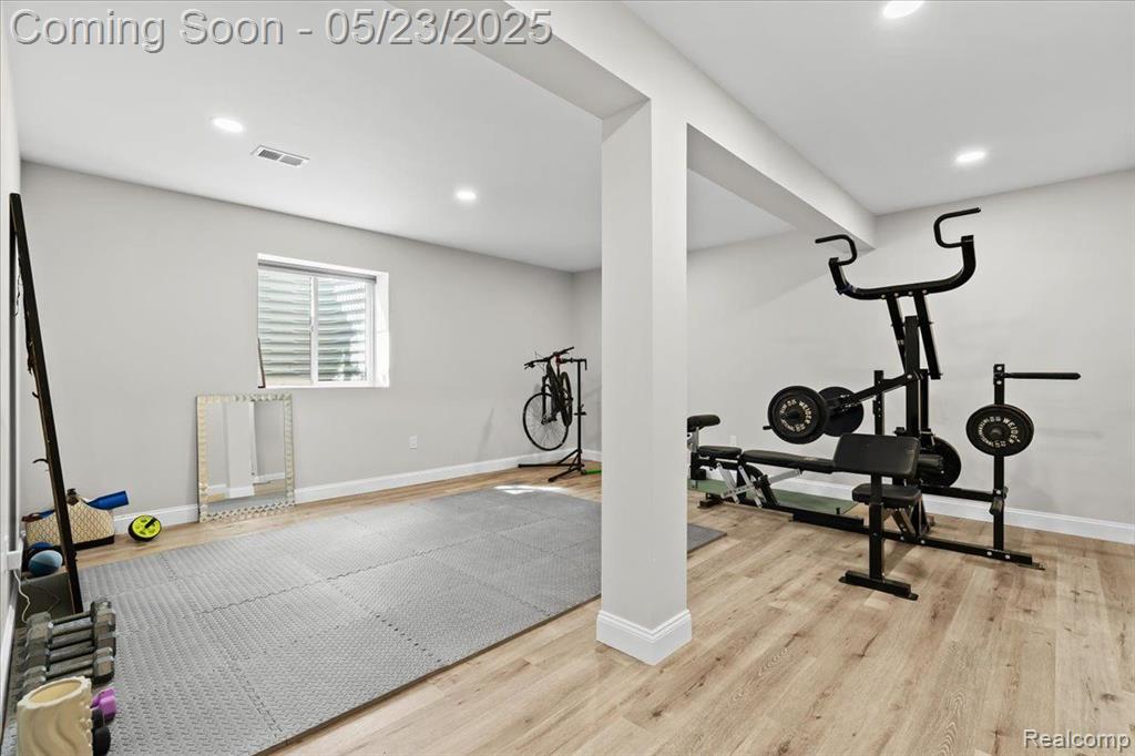 10580 STONEY POINT Drive, South Lyon, MI 48178 — Photo 37