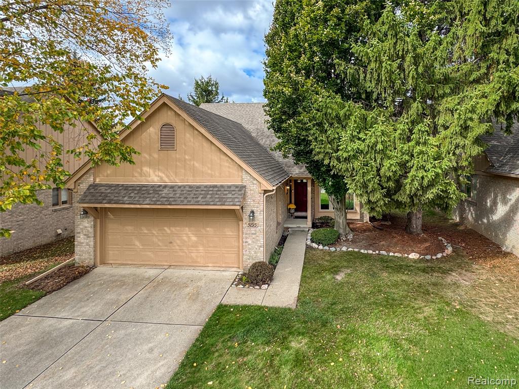 5893 Dawn Ridge Drive, Troy, MI 48098 — Photo 2