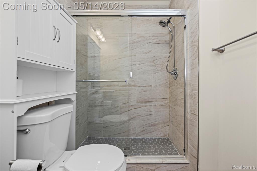 43235 Heron Drive, Novi, MI — Photo 43