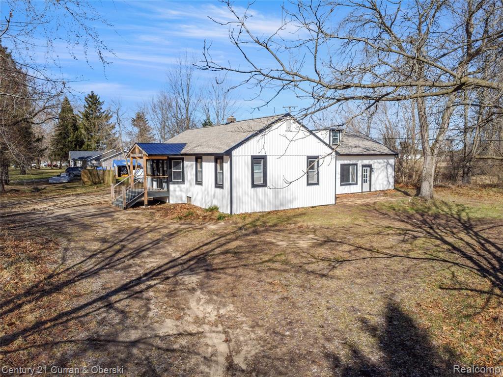 4296 Burgess Road, Pinckney, MI 48169 — Photo 4