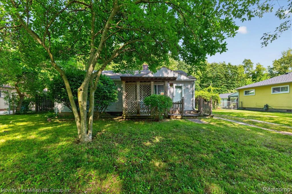 21847 Fenster Street, Belleville, MI 48111 — Photo 2