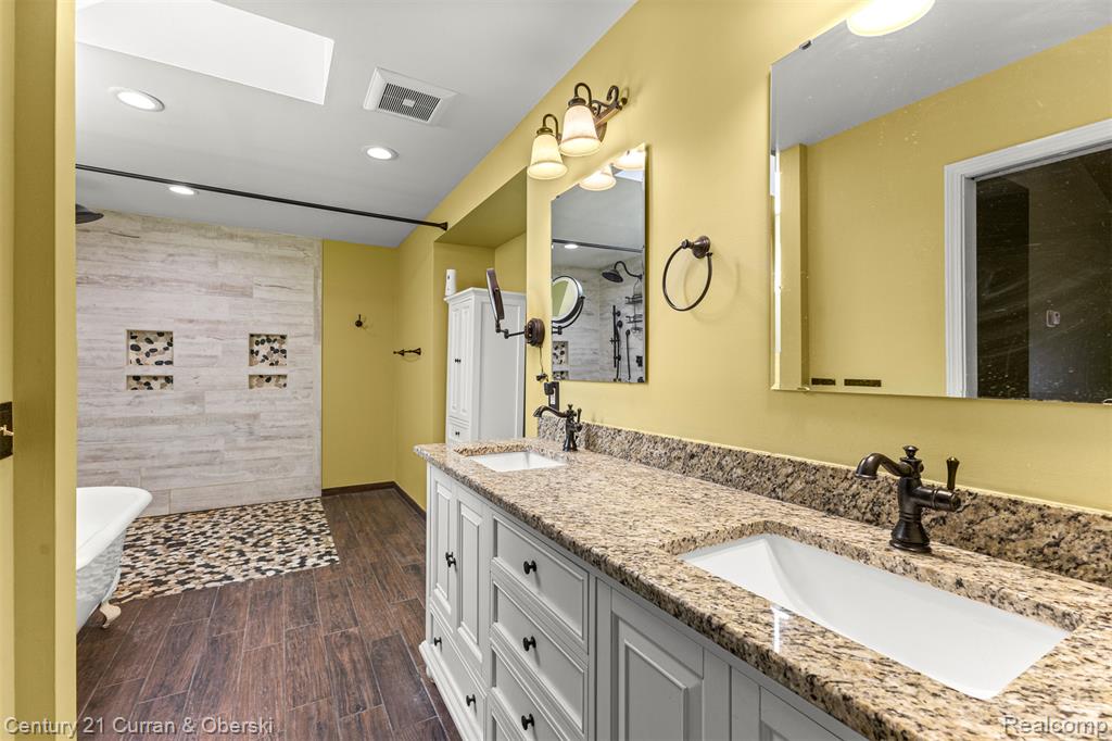 710 Saint Johns Blvd. Saint Johns Boulevard, Lincoln Park, MI 48146 — Photo 36