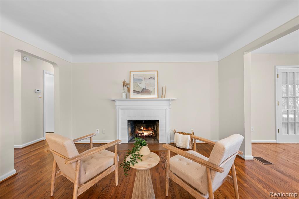 408 Orchard View Drive, Royal Oak, MI 48073 — Photo 9