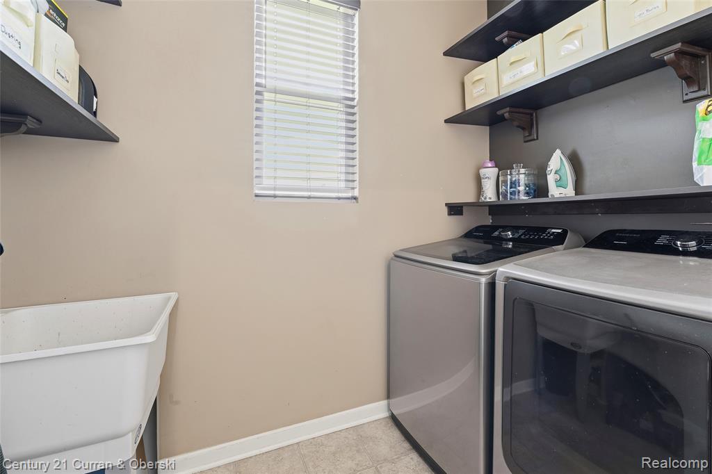 24986 Carriage Lane, South Lyon, MI 48178 — Photo 13