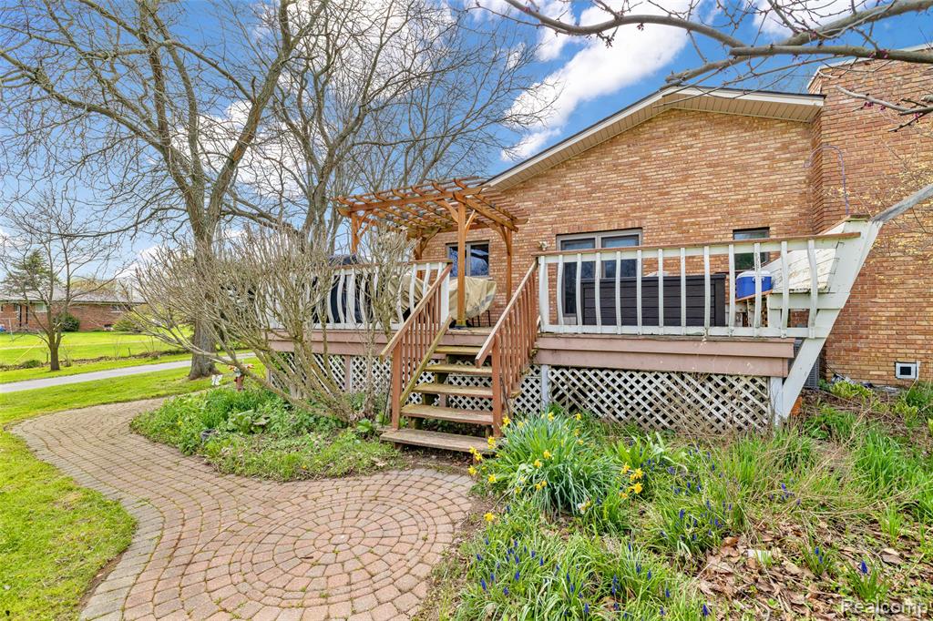 4425 Bethuy Road, Casco, MI 48064 — Photo 57