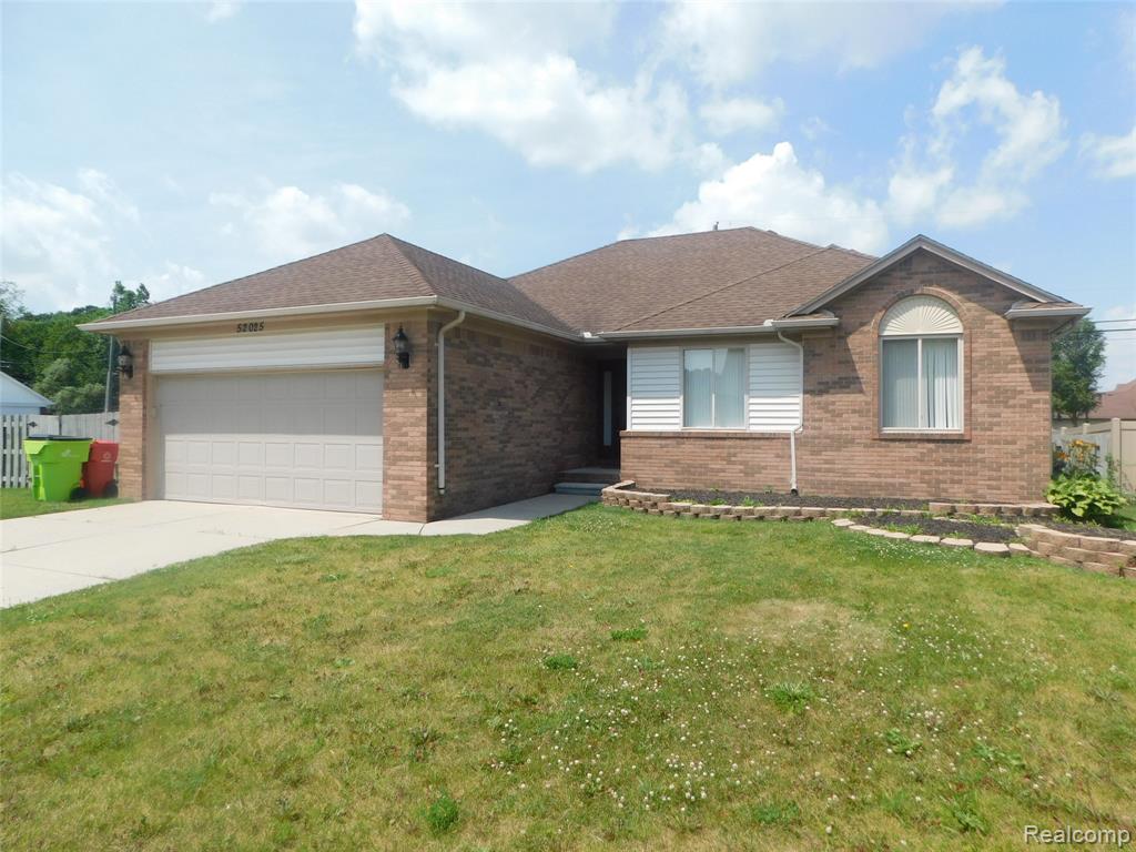 52025 HICKORY Drive, Chesterfield, MI 48047 — Photo 3