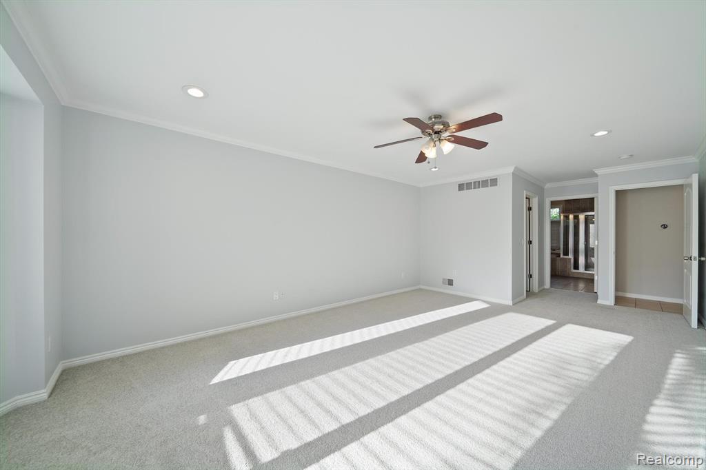 55712 LANCEWOOD Drive, Shelby Twp, MI 48316 — Photo 28