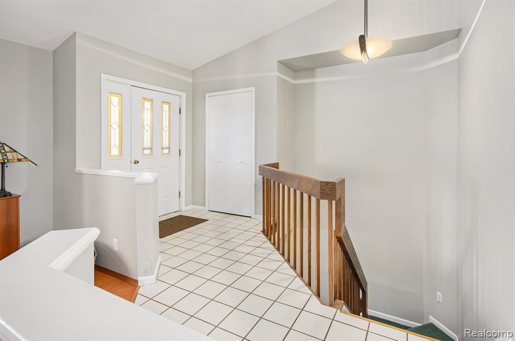 6429 Woodglen Drive, Clarkston, MI — Photo 3