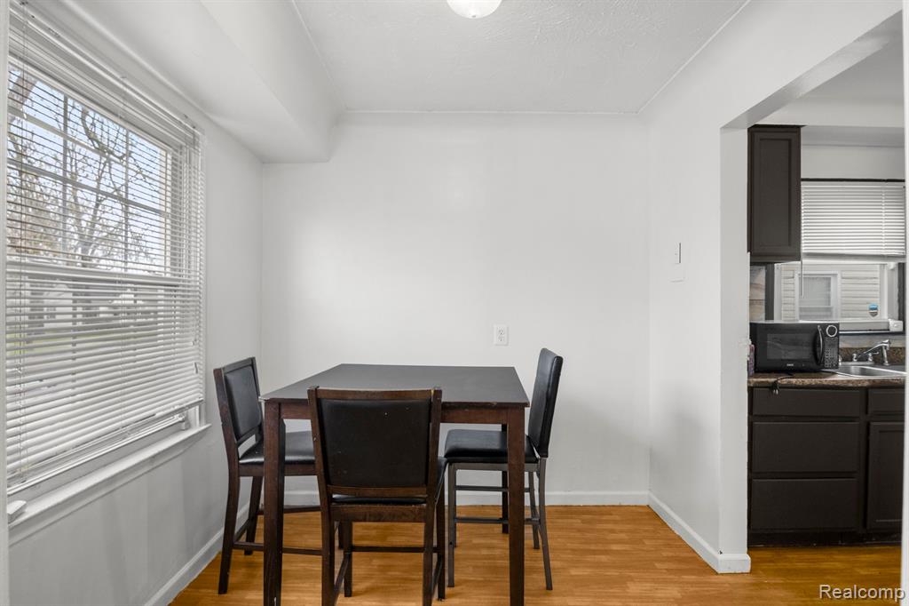 6223 FAUST Avenue, Detroit, MI 48228 — Photo 9