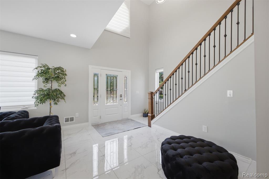 26172 Hass Street, Dearborn Heights, MI 48127 — Photo 11