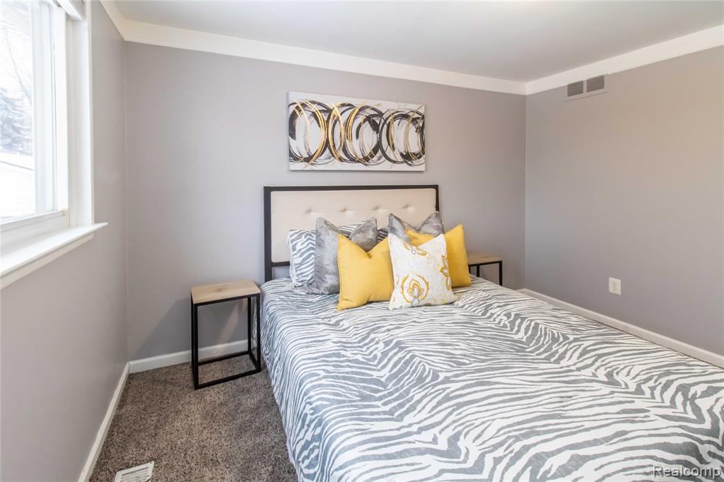 41870 Winter Court, Canton, MI 48187 — Photo 36