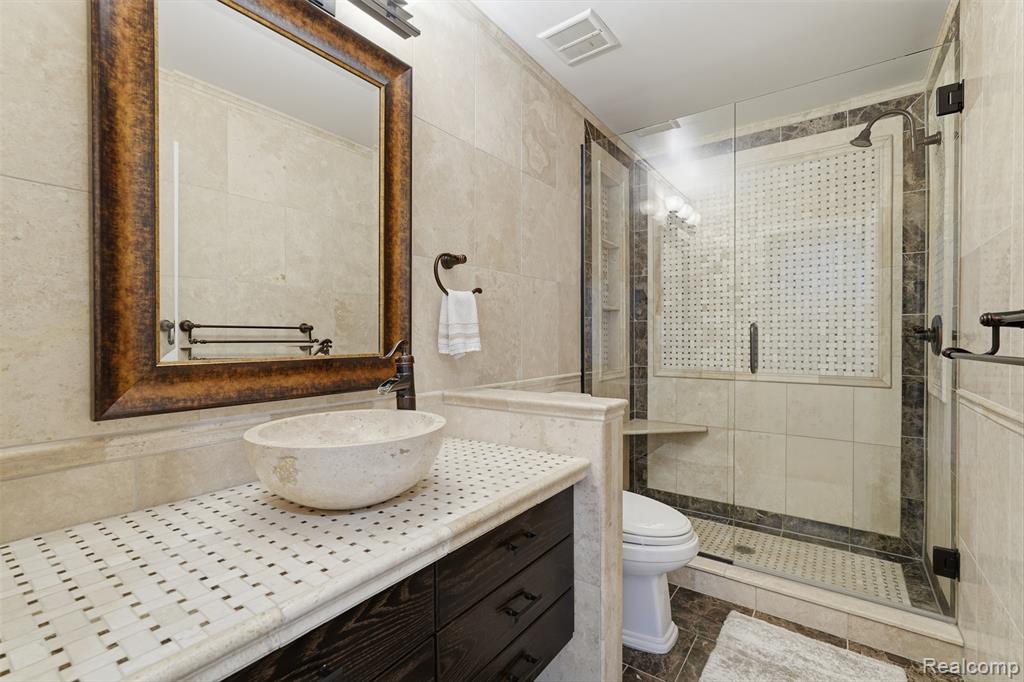 7288 Foxgate Drive, Brighton, MI 48116 — Photo 27