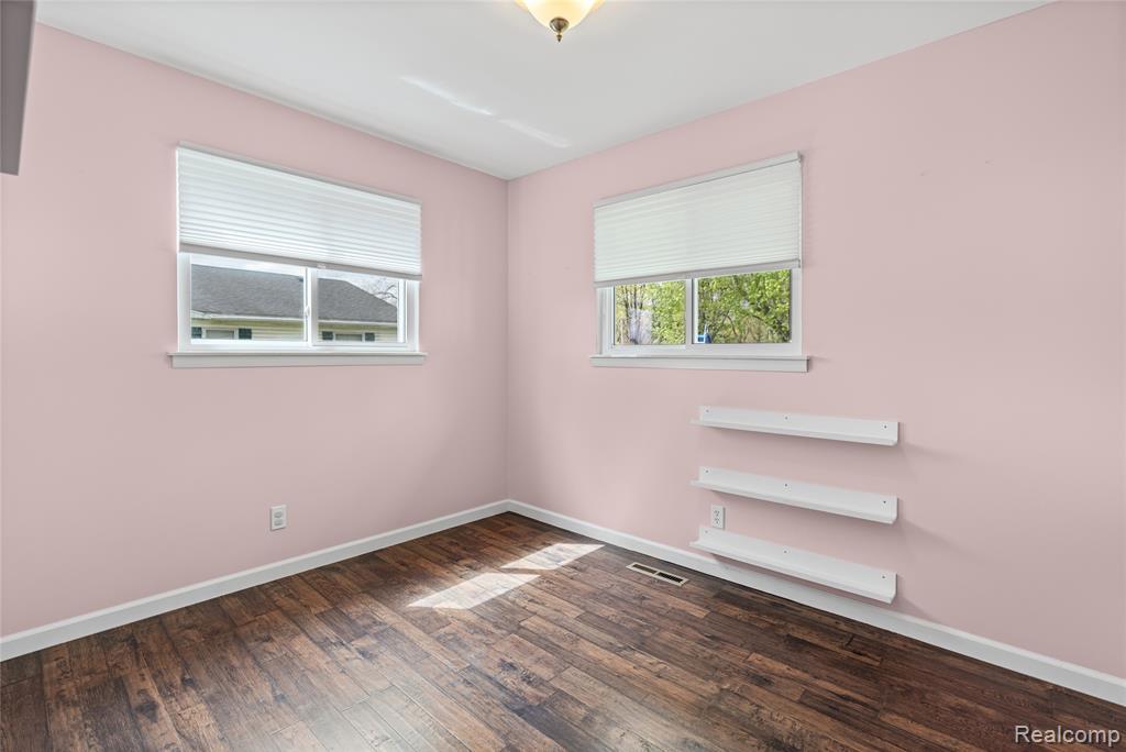 6087 E Hill Road, Grand Blanc, MI 48439 — Photo 23