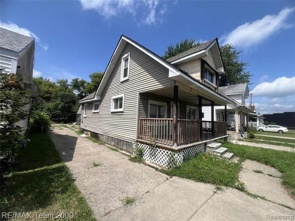 6895 Grandville Avenue - Photo 3